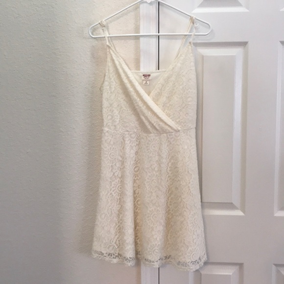 Mossimo Supply Co. Dresses & Skirts - Cream lace dress